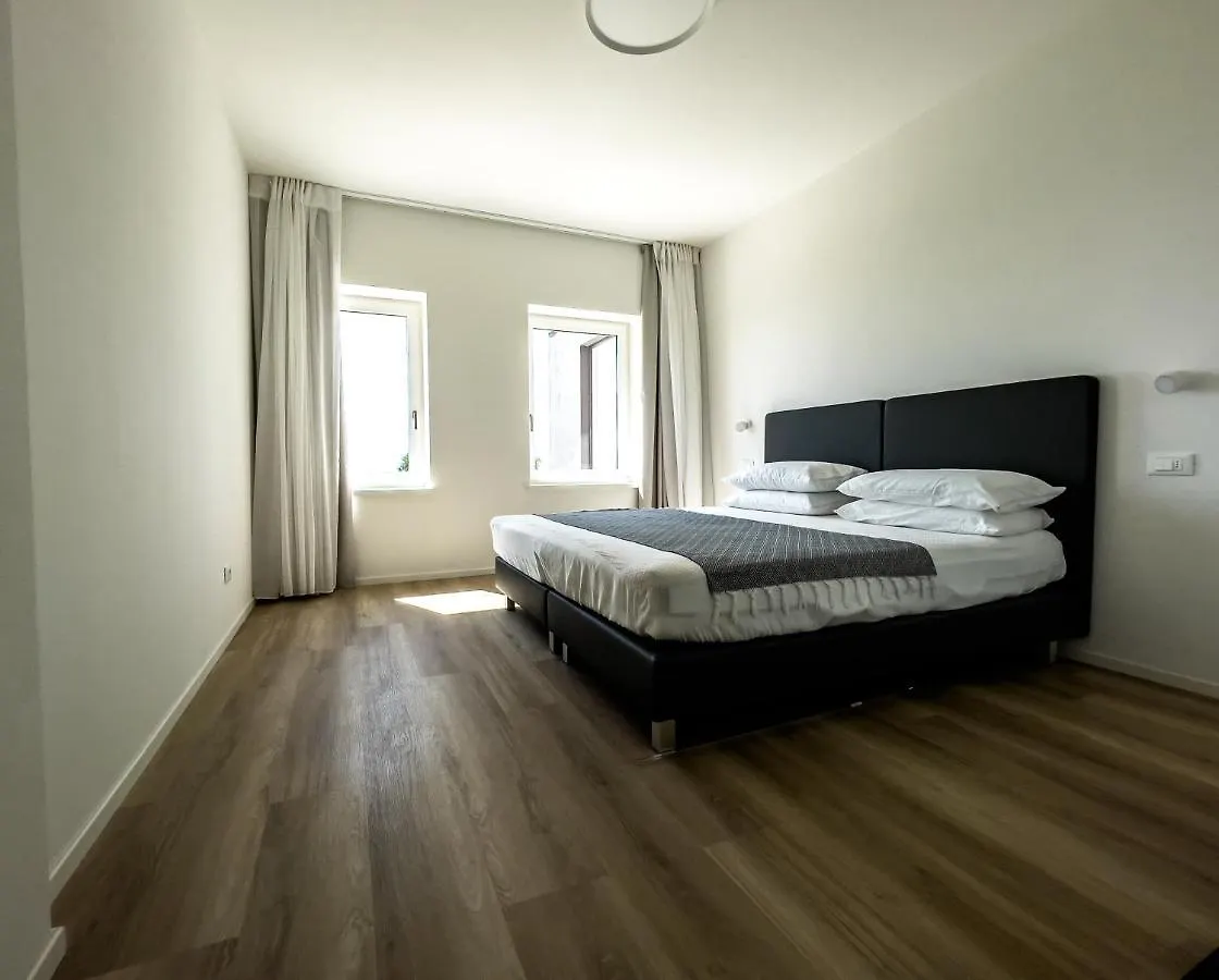 Villa Beole Bardolino Apartment