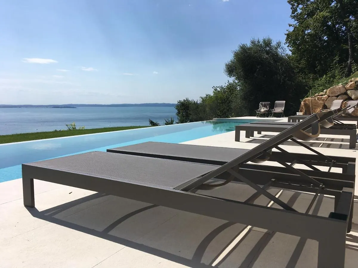 Villa Beole Bardolino Apartment